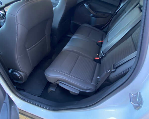 Форд Куга 2019 в Киеве на Automoto.ua Белый Форд Куга, объемом двигателя 1.5 л и пробегом 90 тыс. км за 20000 $, фото 7 на Automoto.ua