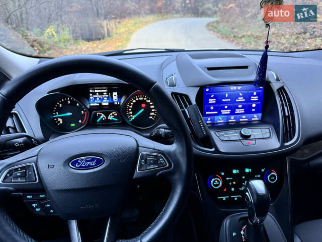 Белый Форд Куга, объемом двигателя 1.5 л и пробегом 64 тыс. км за 21500 $, фото 9 на Automoto.ua