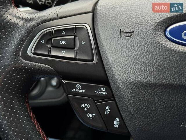 Белый Форд Куга, объемом двигателя 2 л и пробегом 184 тыс. км за 18700 $, фото 36 на Automoto.ua