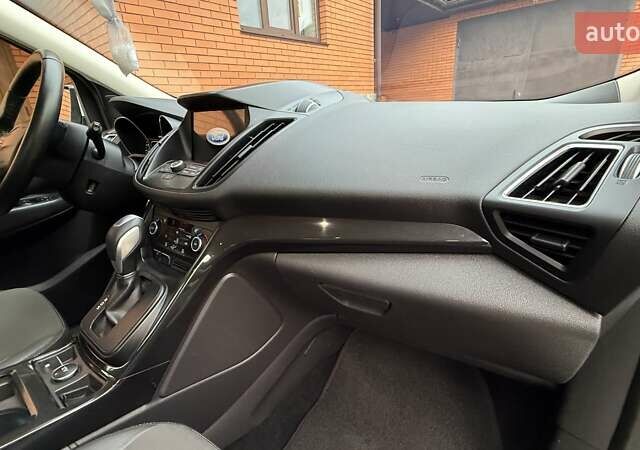 Білий Форд Куга, об'ємом двигуна 2 л та пробігом 187 тис. км за 16963 $, фото 45 на Automoto.ua