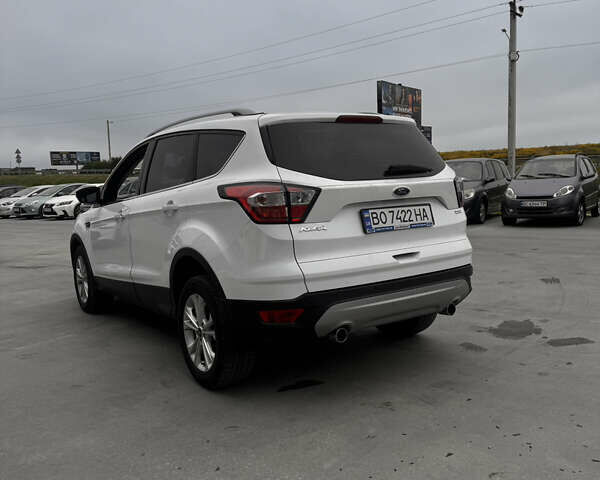 Форд Куга 2019 в Львове на Automoto.ua Белый Форд Куга, объемом двигателя 1.5 л и пробегом 80 тыс. км за 18000 $, фото 5 на Automoto.ua