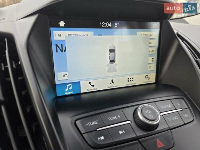 Белый Форд Куга, объемом двигателя 2 л и пробегом 134 тыс. км за 18950 $, фото 22 на Automoto.ua