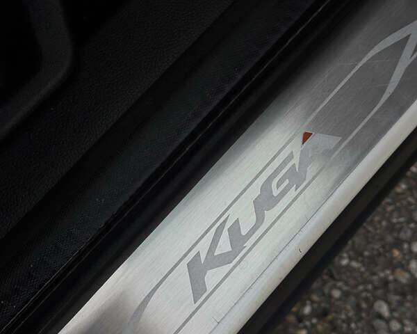 Білий Форд Куга, об'ємом двигуна 1.5 л та пробігом 125 тис. км за 14500 $, фото 21 на Automoto.ua