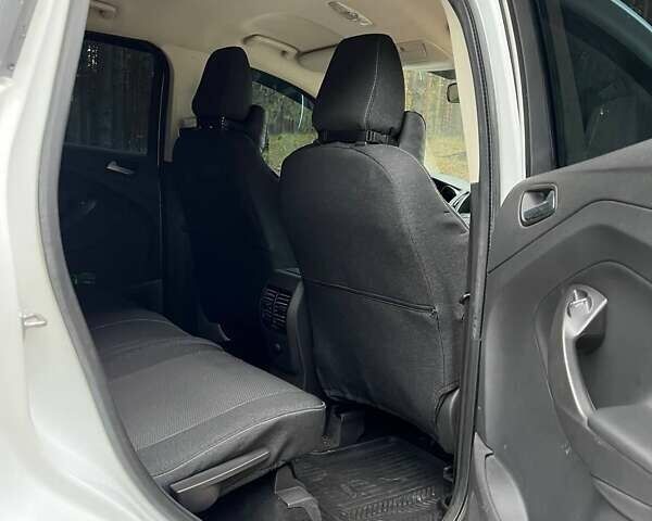 Форд Куга 2019 в Киеве на Automoto.ua Белый Форд Куга, объемом двигателя 1.5 л и пробегом 114 тыс. км за 18100 $, фото 4 на Automoto.ua