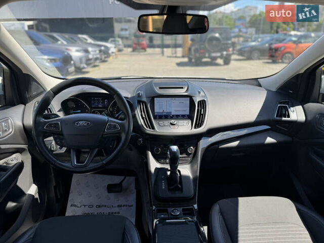 Белый Форд Куга, объемом двигателя 2 л и пробегом 104 тыс. км за 22990 $, фото 13 на Automoto.ua