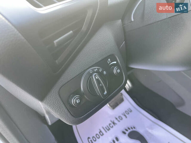 Білий Форд Куга, об'ємом двигуна 2 л та пробігом 248 тис. км за 17500 $, фото 16 на Automoto.ua