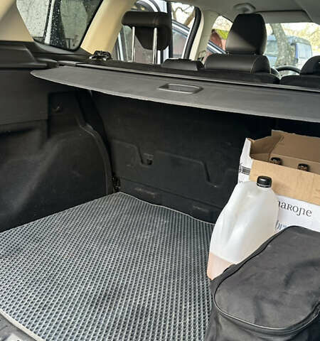 Белый Форд Куга, объемом двигателя 1.5 л и пробегом 102 тыс. км за 19500 $, фото 7 на Automoto.ua