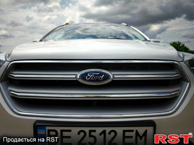 Форд Куга 2019 у Южноукраинске на Automoto.ua Білий Форд Куга, об'ємом двигуна 1.5 л та пробігом 75 тис. км за 17500 $, фото 1 на Automoto.ua