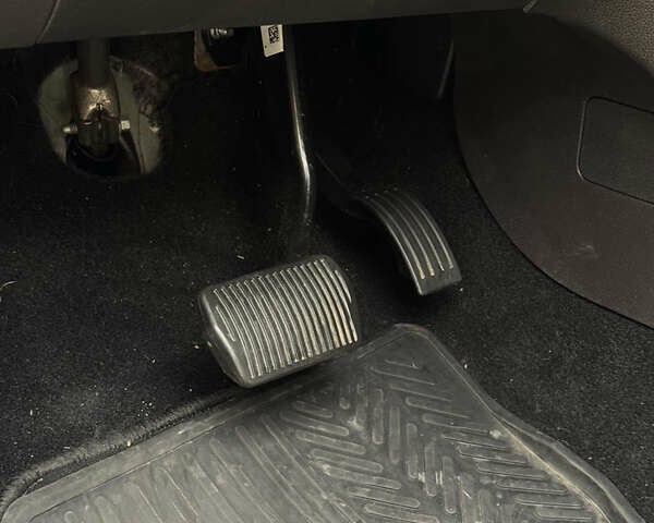 Білий Форд Куга, об'ємом двигуна 1.5 л та пробігом 125 тис. км за 14500 $, фото 32 на Automoto.ua