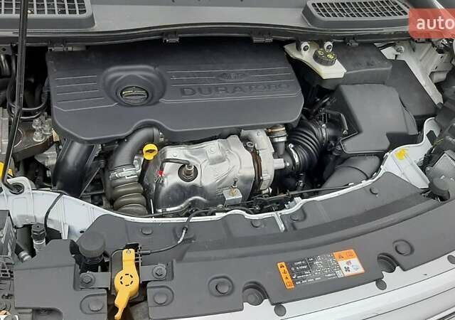 Белый Форд Куга, объемом двигателя 1.5 л и пробегом 35 тыс. км за 19500 $, фото 3 на Automoto.ua