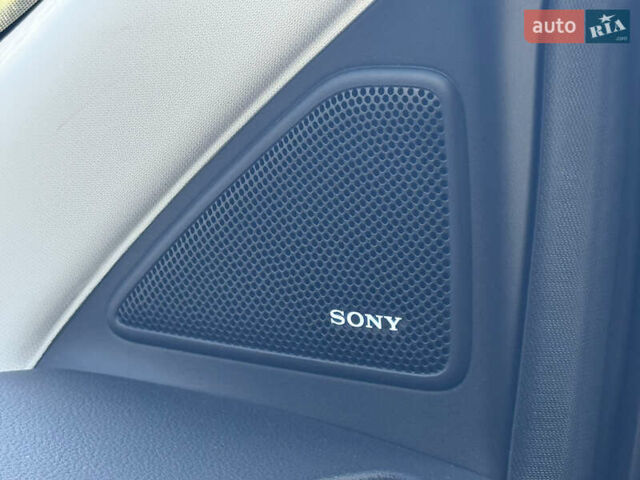 Белый Форд Куга, объемом двигателя 2 л и пробегом 104 тыс. км за 22990 $, фото 20 на Automoto.ua