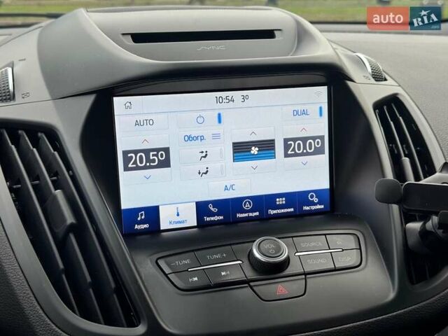 Белый Форд Куга, объемом двигателя 1.5 л и пробегом 91 тыс. км за 17500 $, фото 38 на Automoto.ua