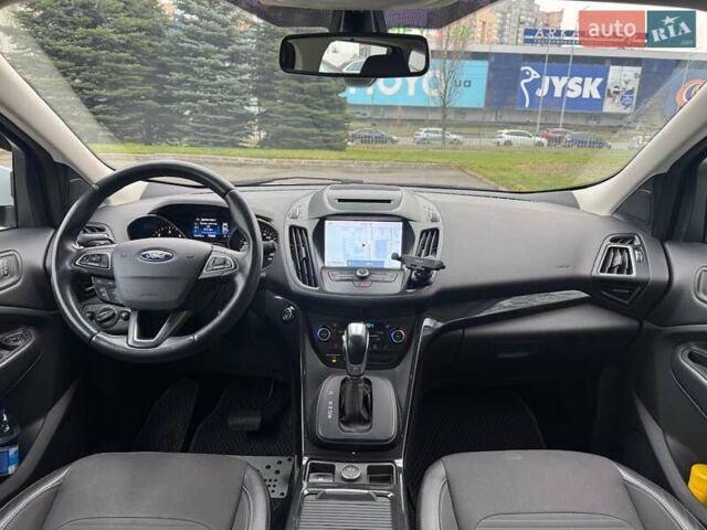 Белый Форд Куга, объемом двигателя 1.5 л и пробегом 91 тыс. км за 17500 $, фото 56 на Automoto.ua