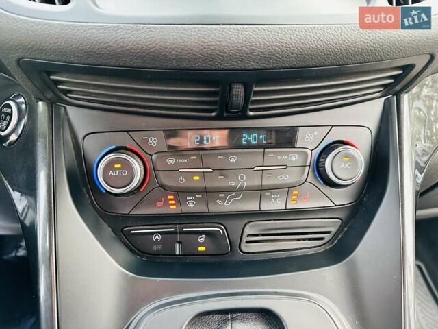 Білий Форд Куга, об'ємом двигуна 2 л та пробігом 140 тис. км за 18500 $, фото 55 на Automoto.ua