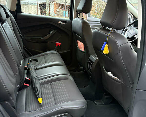 Белый Форд Куга, объемом двигателя 1.5 л и пробегом 128 тыс. км за 16500 $, фото 3 на Automoto.ua