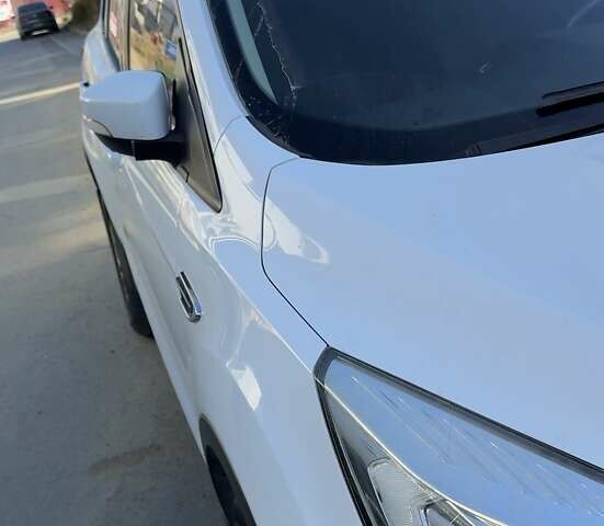 Белый Форд Куга, объемом двигателя 1.5 л и пробегом 57 тыс. км за 20000 $, фото 2 на Automoto.ua