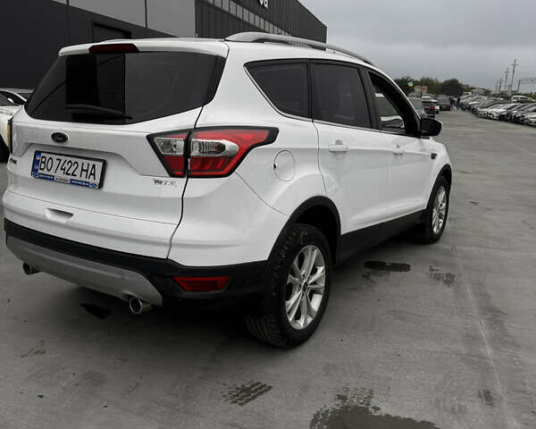 Форд Куга 2019 в Львове на Automoto.ua Белый Форд Куга, объемом двигателя 1.5 л и пробегом 80 тыс. км за 18000 $, фото 3 на Automoto.ua