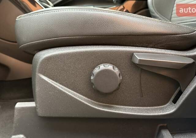 Білий Форд Куга, об'ємом двигуна 2 л та пробігом 187 тис. км за 16963 $, фото 22 на Automoto.ua