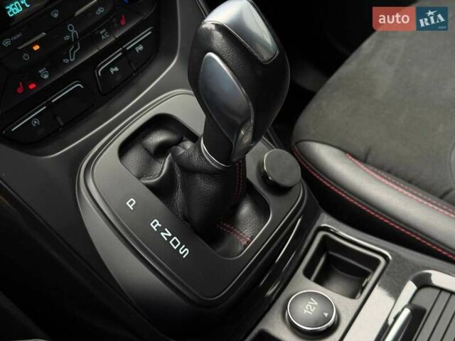 Белый Форд Куга, объемом двигателя 2 л и пробегом 184 тыс. км за 18700 $, фото 43 на Automoto.ua