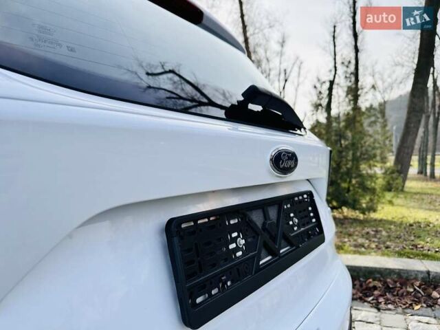 Білий Форд Куга, об'ємом двигуна 2 л та пробігом 140 тис. км за 18500 $, фото 40 на Automoto.ua