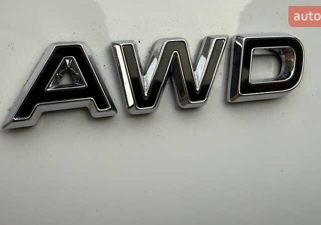 Білий Форд Куга, об'ємом двигуна 2 л та пробігом 187 тис. км за 16963 $, фото 15 на Automoto.ua