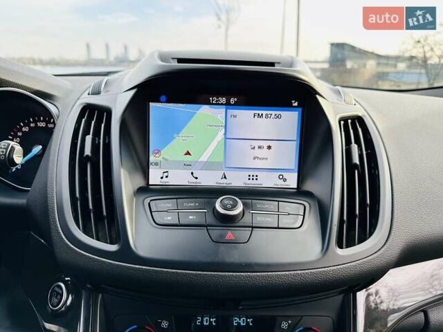 Білий Форд Куга, об'ємом двигуна 2 л та пробігом 140 тис. км за 18500 $, фото 58 на Automoto.ua