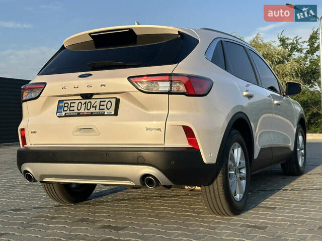 Білий Форд Куга, об'ємом двигуна 2 л та пробігом 66 тис. км за 26800 $, фото 14 на Automoto.ua
