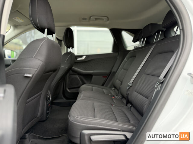 Белый Форд Куга, объемом двигателя 2 л и пробегом 94 тыс. км за 24300 $, фото 17 на Automoto.ua