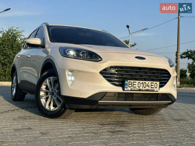 Білий Форд Куга, об'ємом двигуна 2 л та пробігом 66 тис. км за 26800 $, фото 10 на Automoto.ua