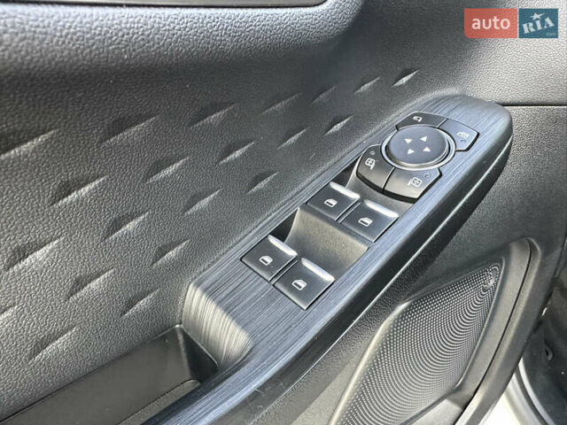 Білий Форд Куга, об'ємом двигуна 2 л та пробігом 66 тис. км за 26800 $, фото 36 на Automoto.ua