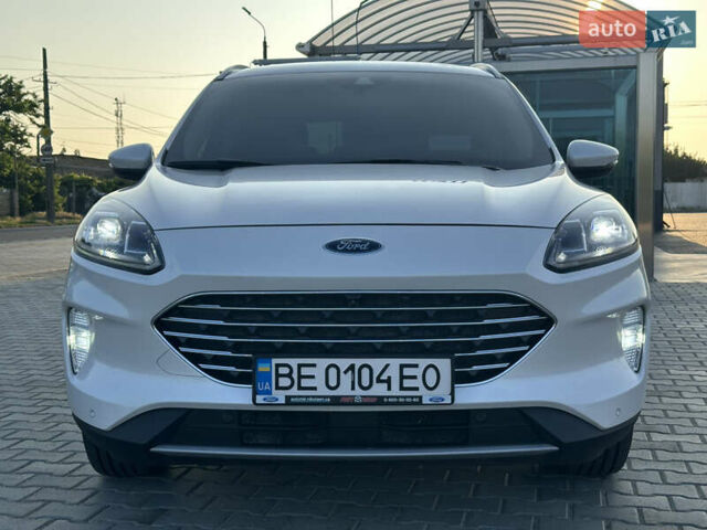 Білий Форд Куга, об'ємом двигуна 2 л та пробігом 66 тис. км за 26800 $, фото 20 на Automoto.ua