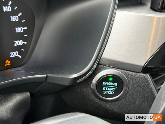 Белый Форд Куга, объемом двигателя 2 л и пробегом 94 тыс. км за 24300 $, фото 1 на Automoto.ua