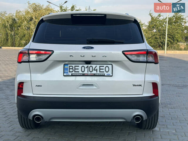 Білий Форд Куга, об'ємом двигуна 2 л та пробігом 66 тис. км за 26800 $, фото 23 на Automoto.ua