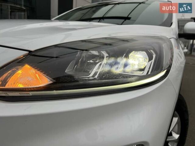 Белый Форд Куга, объемом двигателя 2 л и пробегом 91 тыс. км за 23800 $, фото 9 на Automoto.ua