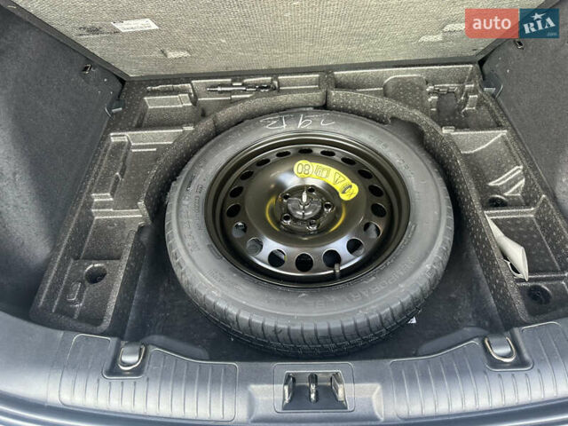 Білий Форд Куга, об'ємом двигуна 2 л та пробігом 66 тис. км за 26800 $, фото 50 на Automoto.ua
