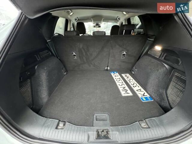 Белый Форд Куга, объемом двигателя 2 л и пробегом 91 тыс. км за 23800 $, фото 22 на Automoto.ua