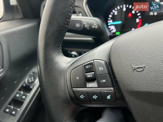 Белый Форд Куга, объемом двигателя 2 л и пробегом 91 тыс. км за 23800 $, фото 41 на Automoto.ua