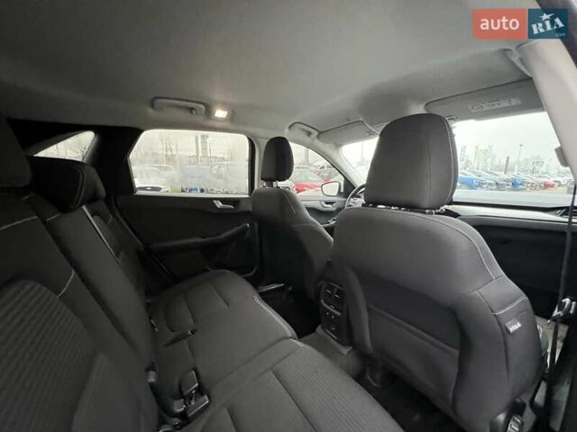 Белый Форд Куга, объемом двигателя 2 л и пробегом 91 тыс. км за 23800 $, фото 24 на Automoto.ua