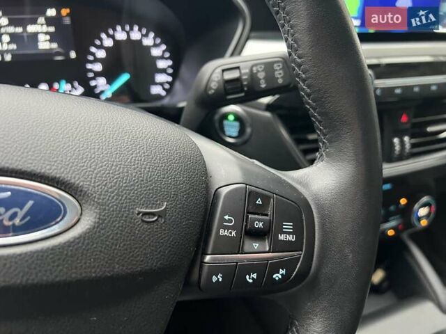 Белый Форд Куга, объемом двигателя 2 л и пробегом 91 тыс. км за 23800 $, фото 40 на Automoto.ua