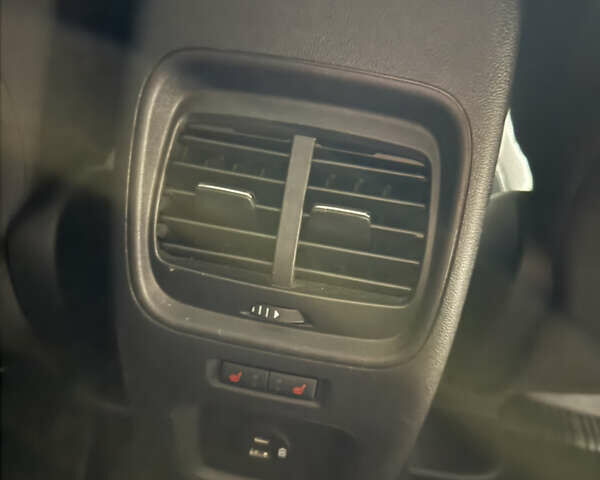 Белый Форд Куга, объемом двигателя 2 л и пробегом 60 тыс. км за 26000 $, фото 23 на Automoto.ua