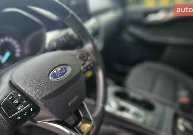 Білий Форд Куга, об'ємом двигуна 2 л та пробігом 209 тис. км за 20300 $, фото 22 на Automoto.ua