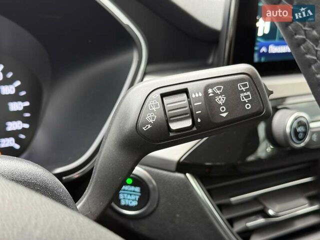 Белый Форд Куга, объемом двигателя 2 л и пробегом 94 тыс. км за 24300 $, фото 23 на Automoto.ua