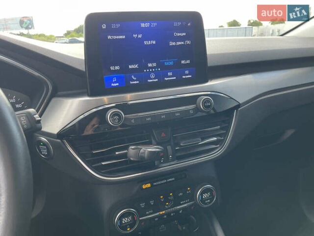 Белый Форд Куга, объемом двигателя 2 л и пробегом 85 тыс. км за 24000 $, фото 19 на Automoto.ua