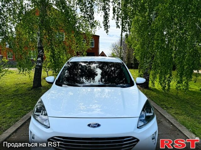 Белый Форд Куга, объемом двигателя 2 л и пробегом 37 тыс. км за 23500 $, фото 2 на Automoto.ua