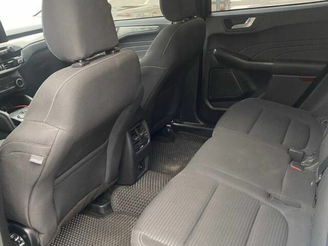 Білий Форд Куга, об'ємом двигуна 1.5 л та пробігом 54 тис. км за 24600 $, фото 9 на Automoto.ua