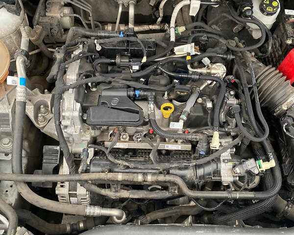 Белый Форд Куга, объемом двигателя 1.5 л и пробегом 54 тыс. км за 24600 $, фото 13 на Automoto.ua