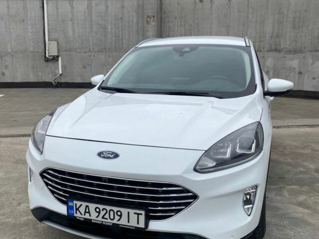 Білий Форд Куга, об'ємом двигуна 1.5 л та пробігом 54 тис. км за 24600 $, фото 2 на Automoto.ua