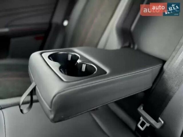 Белый Форд Куга, объемом двигателя 1.5 л и пробегом 22 тыс. км за 35000 $, фото 7 на Automoto.ua