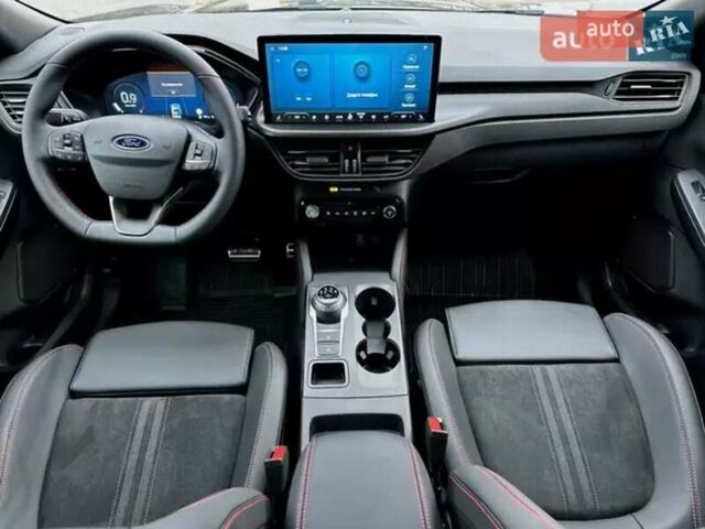 Белый Форд Куга, объемом двигателя 1.5 л и пробегом 22 тыс. км за 35000 $, фото 6 на Automoto.ua