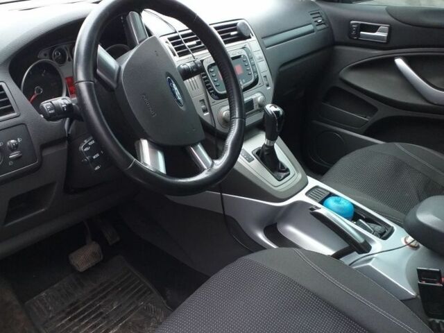 Форд Куга 2012 в Кременчуге на Automoto.ua Бежевый Форд Куга, объемом двигателя 2 л и пробегом 295 тыс. км за 11652 $, фото 3 на Automoto.ua